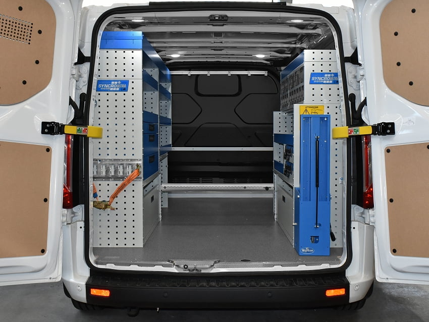 01 Ford po meri z opremo Syncro Slovenija