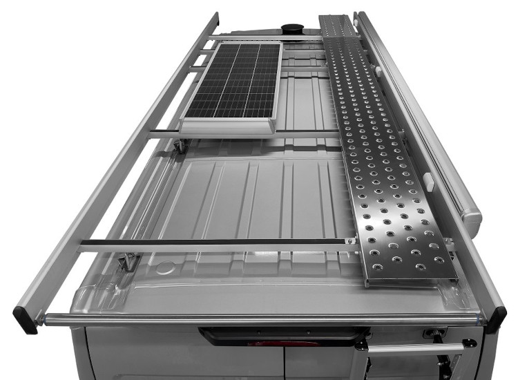 02 Syncro System Slovenija strešni hodnik