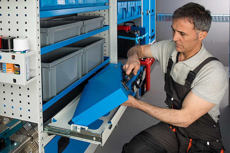 02 Odprt izvlečni pladenj Slovenija