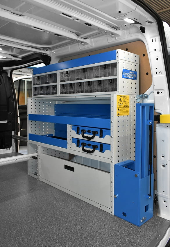 03 Po meri s prozornimi predali Syncro Slovenia