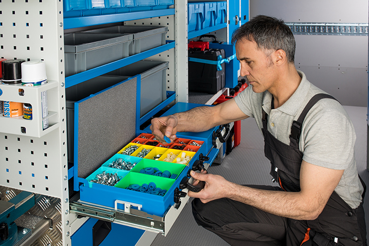 03 Izvlečni pladenj z odprtim ohišjem Slovenija