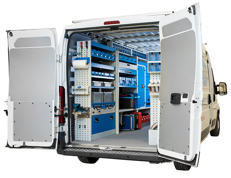 Velik kombi, postavljen po konturah Slovenije